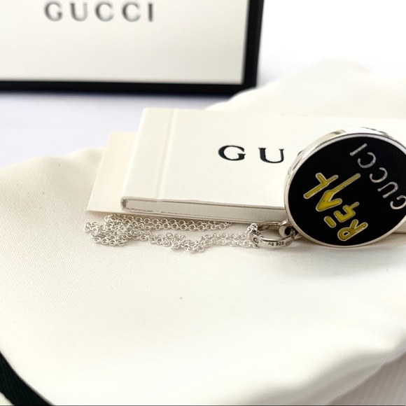 BRAND NEW Authentic GUCCI sterling silver pendant - Picture 4 of 6